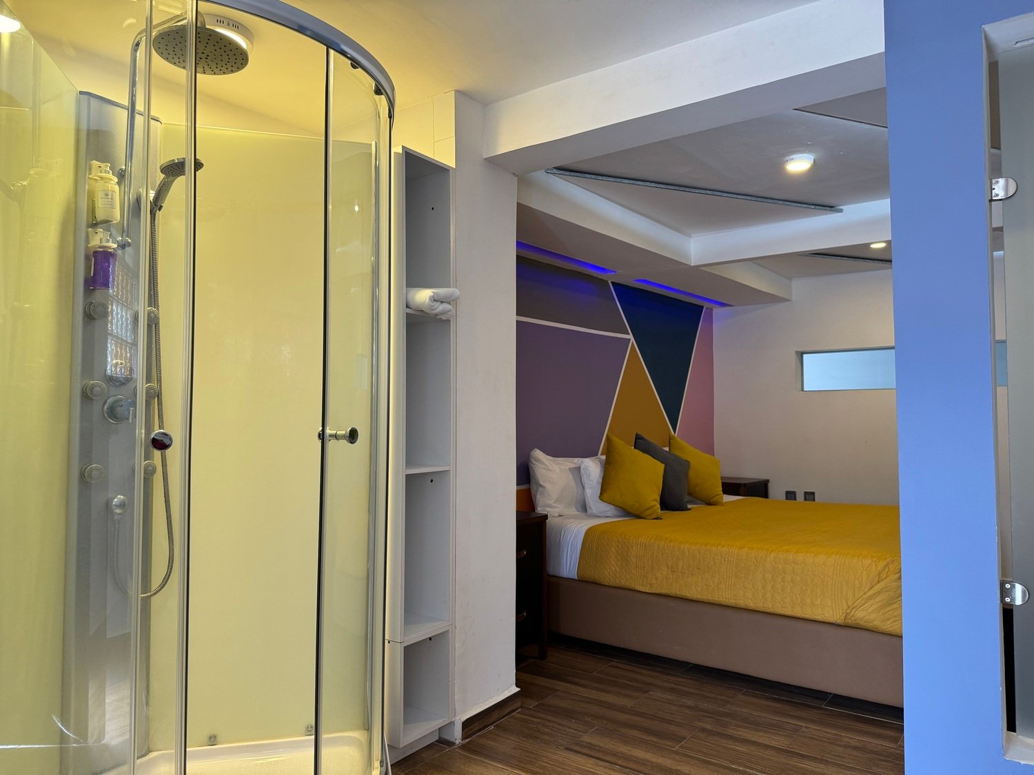 Suite